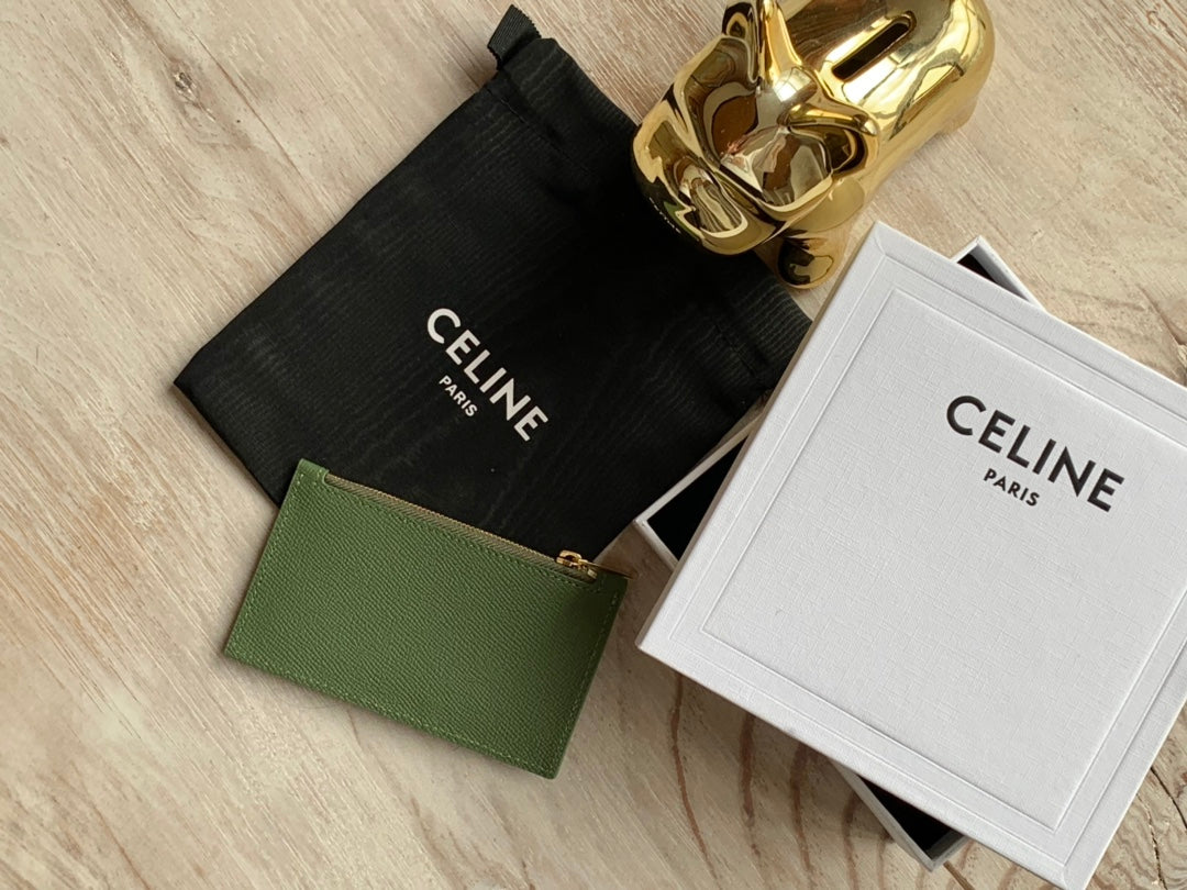 Celine 粒面小牛皮拉鍊卡包
