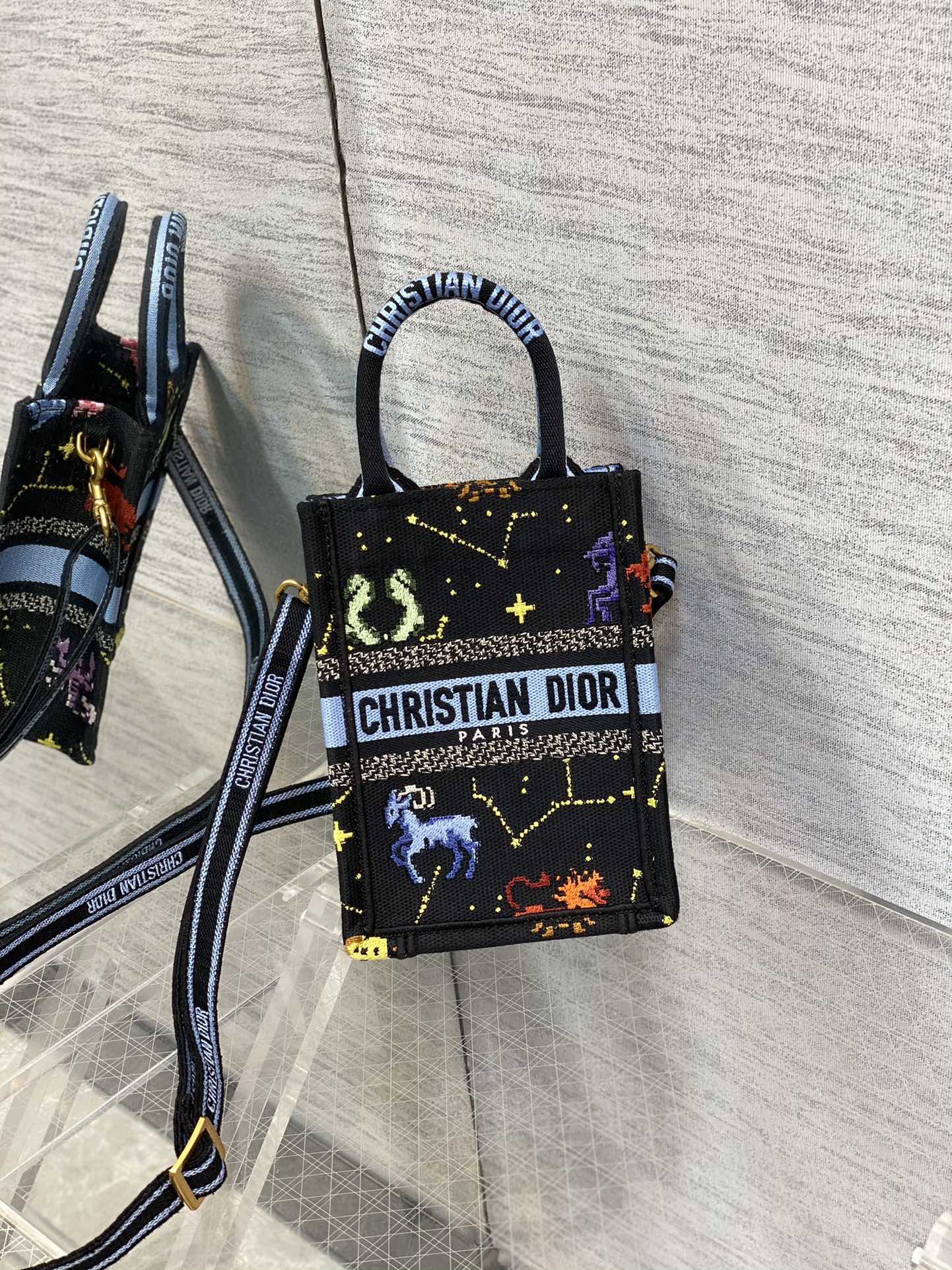 迪D家 Book Tote-最新豎版mini 黑色