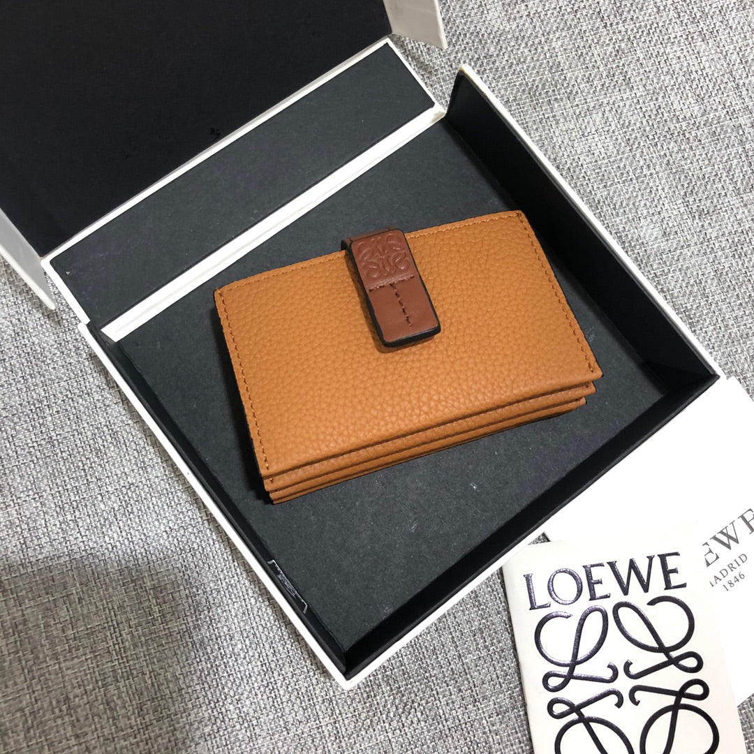 Loewe 搭扣小卡包