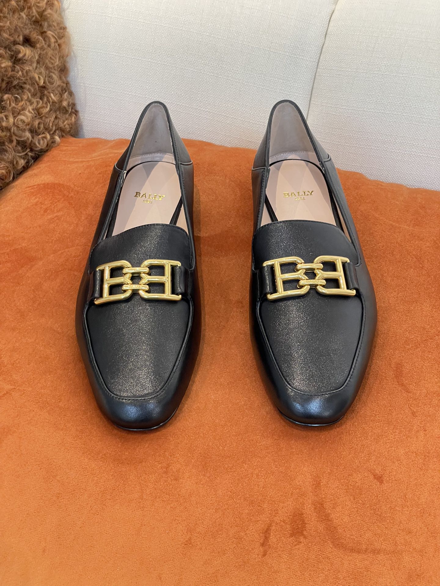 BALLY-平底鞋