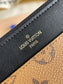LV M80390黃花 Slim Purse 手拿包