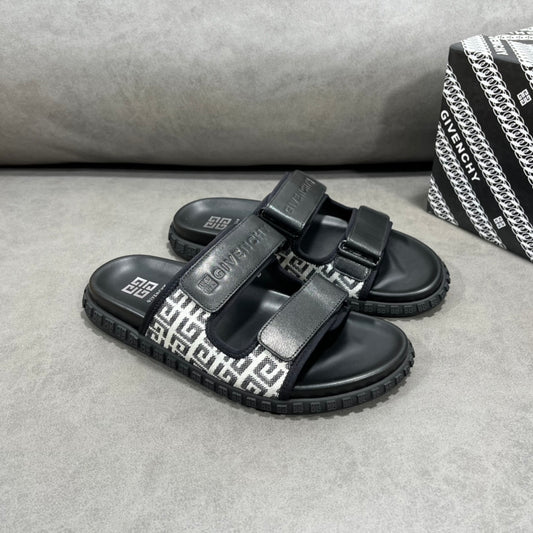 Giv-壓紋牛皮拖鞋 白色