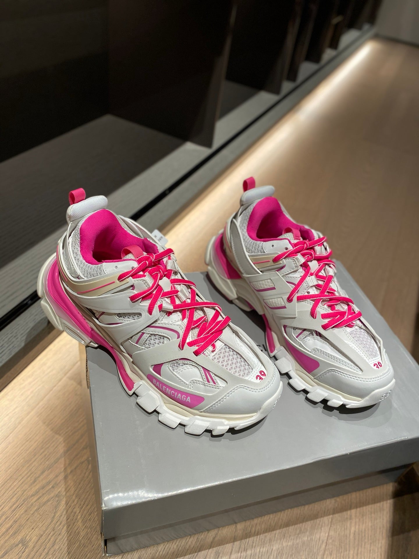 Balenciaga 巴黎世家-老爹鞋