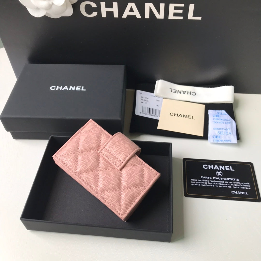 Chanel 多格層風琴式卡包