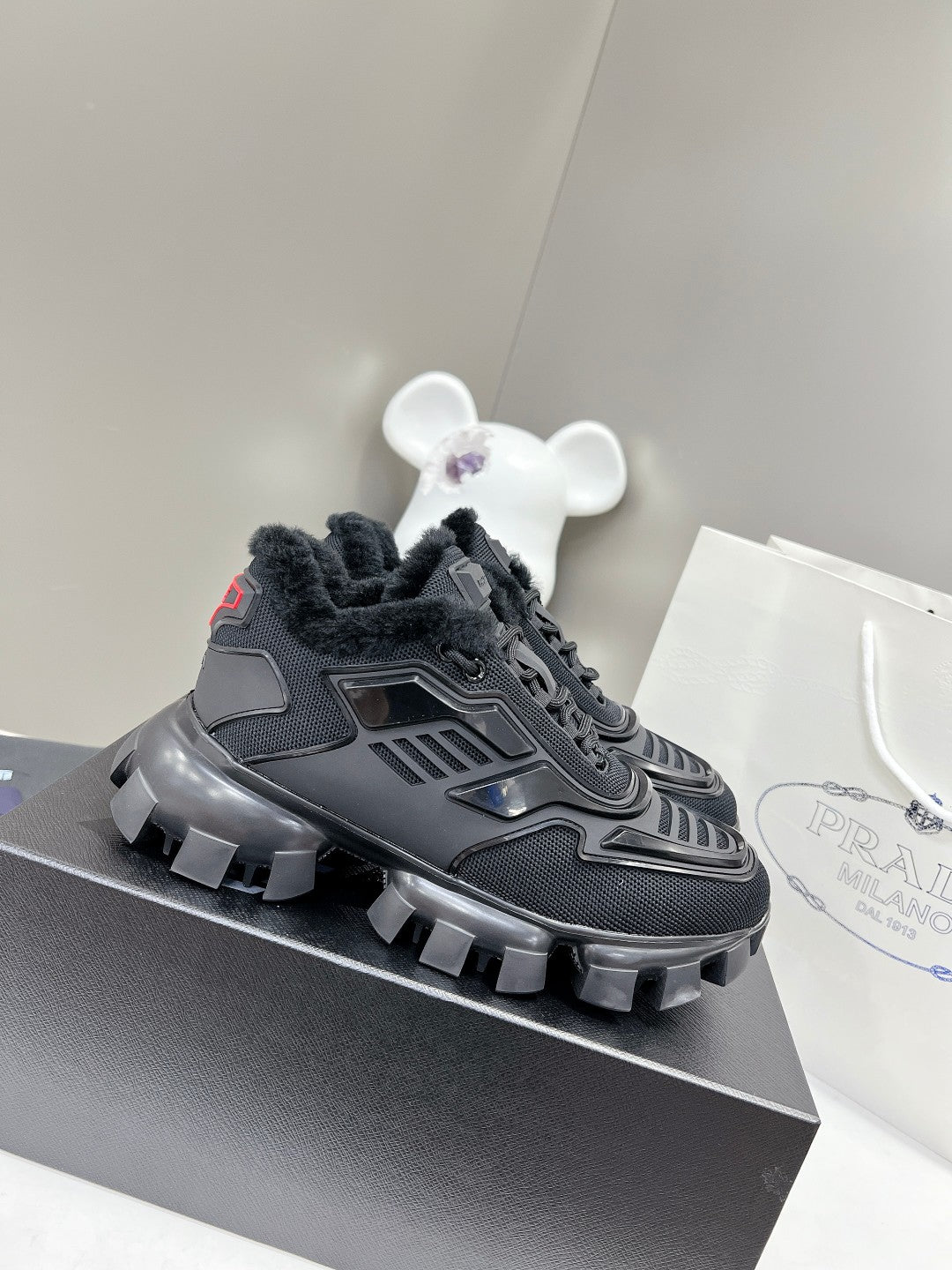普P家-2022早春新款 厚底休閒鞋 黑色