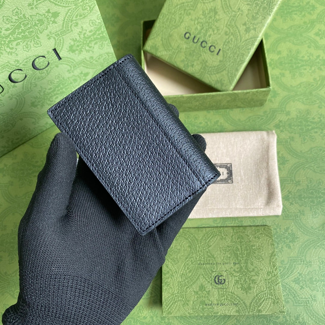 Gucci 牛皮卡包