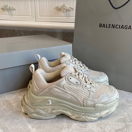 Balenciaga 巴黎世家-老爹鞋