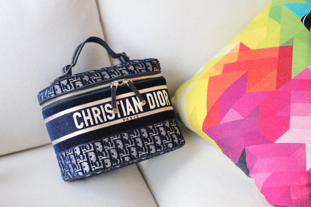 Dior 帆布刺繡絲絨化妝包