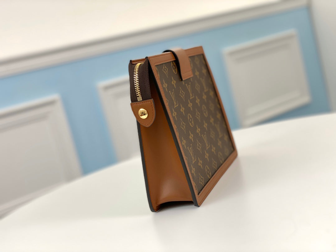 M69184 路L家-Pochette Dauphine 手袋 老花