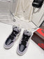 N1KE-WMNS Air Jordan 1 男女同款 毛毛款 灰色