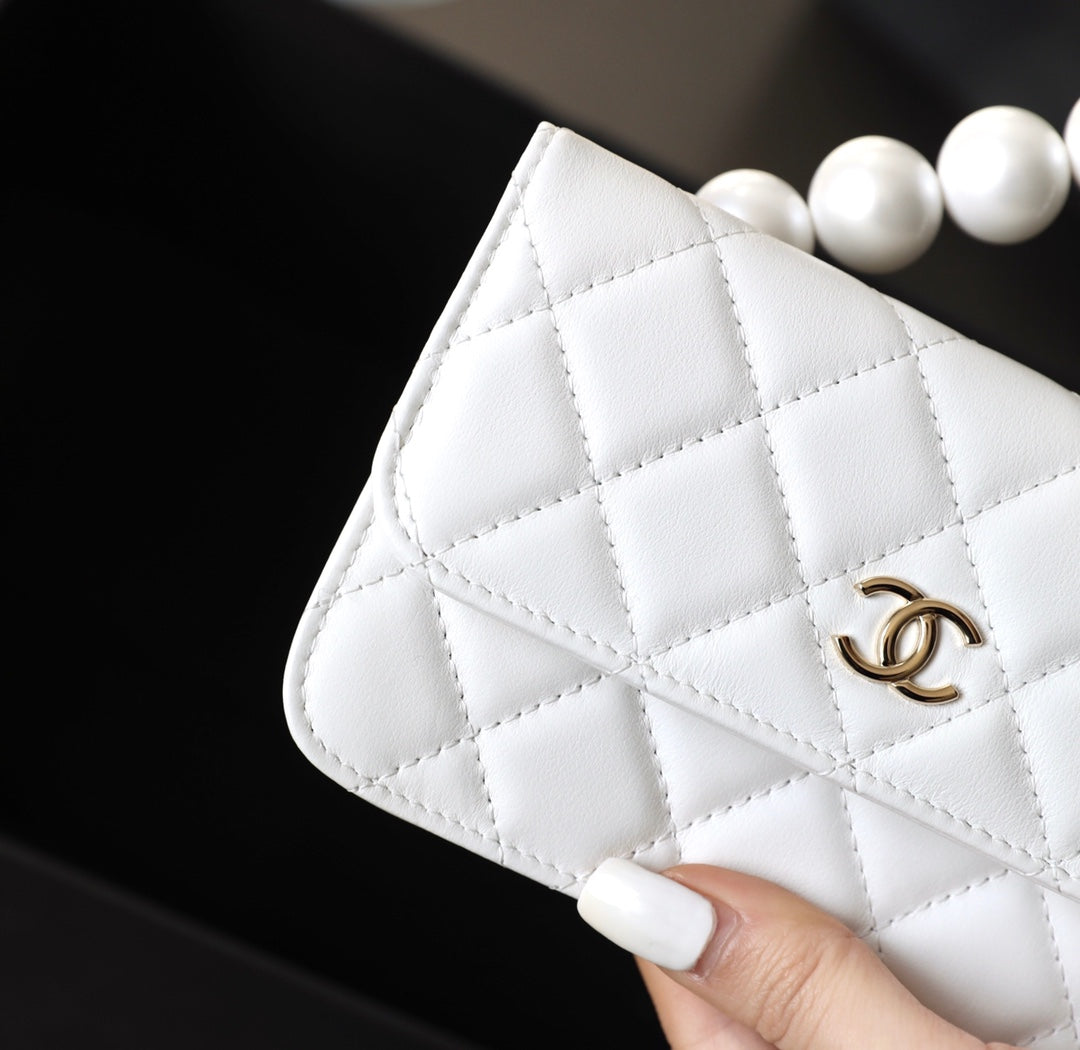 Chanel 珍珠鏈條小包
