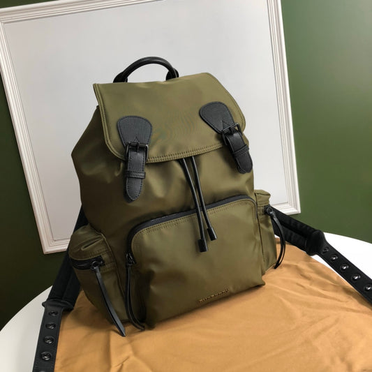 巴B家-Rucksack 軍旅背包 軍綠色