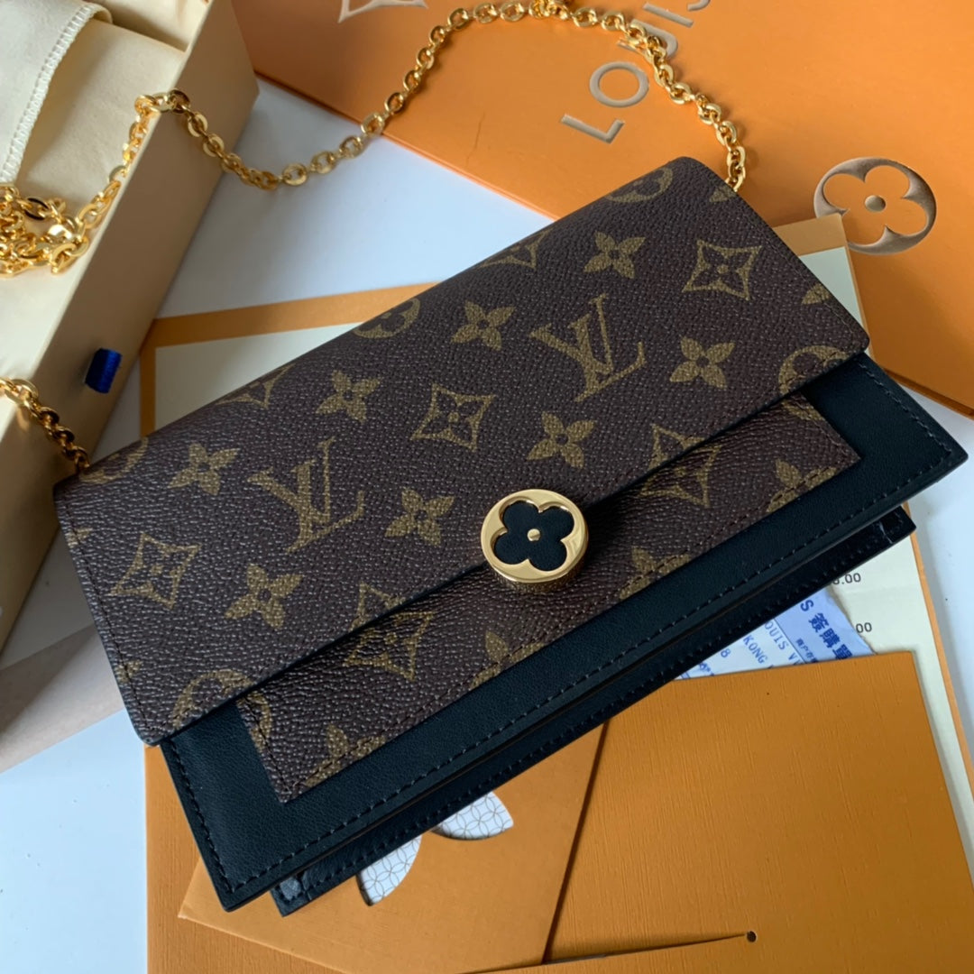 LV M67404 Flore WOC