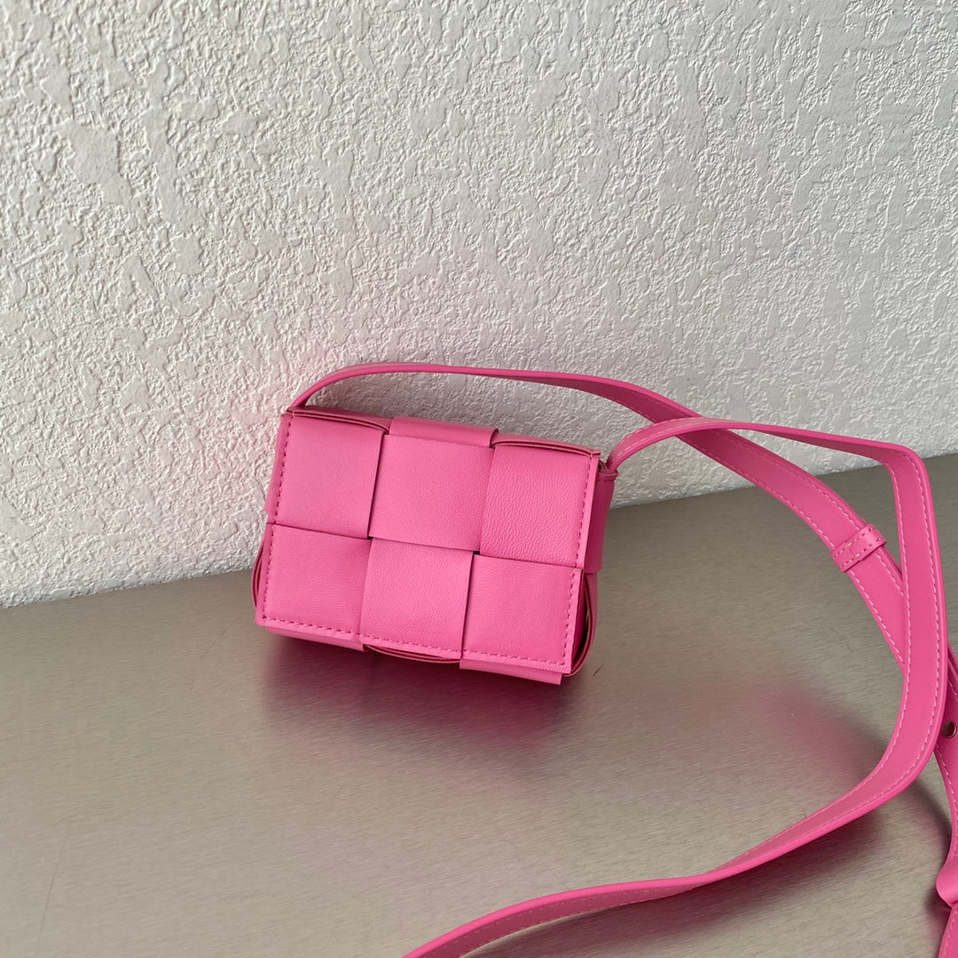 B編織-羊皮方格Mini cassette Bag 迷你編織包 12x8x4cm