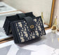 Dior 風琴卡包