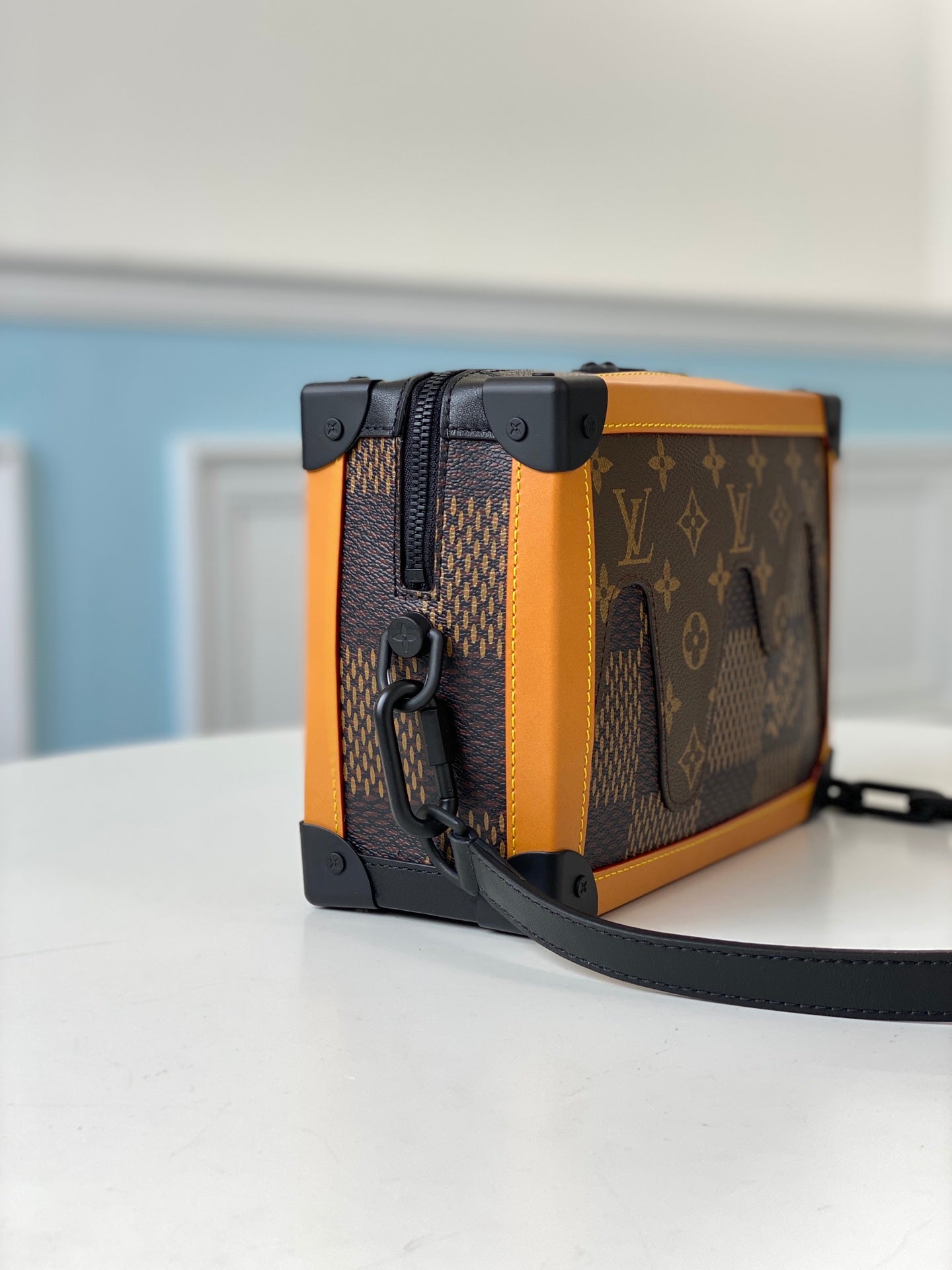LV N40381  SOFT TRUNK 鏈條包