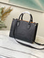M45660 黑色 Onthego PM