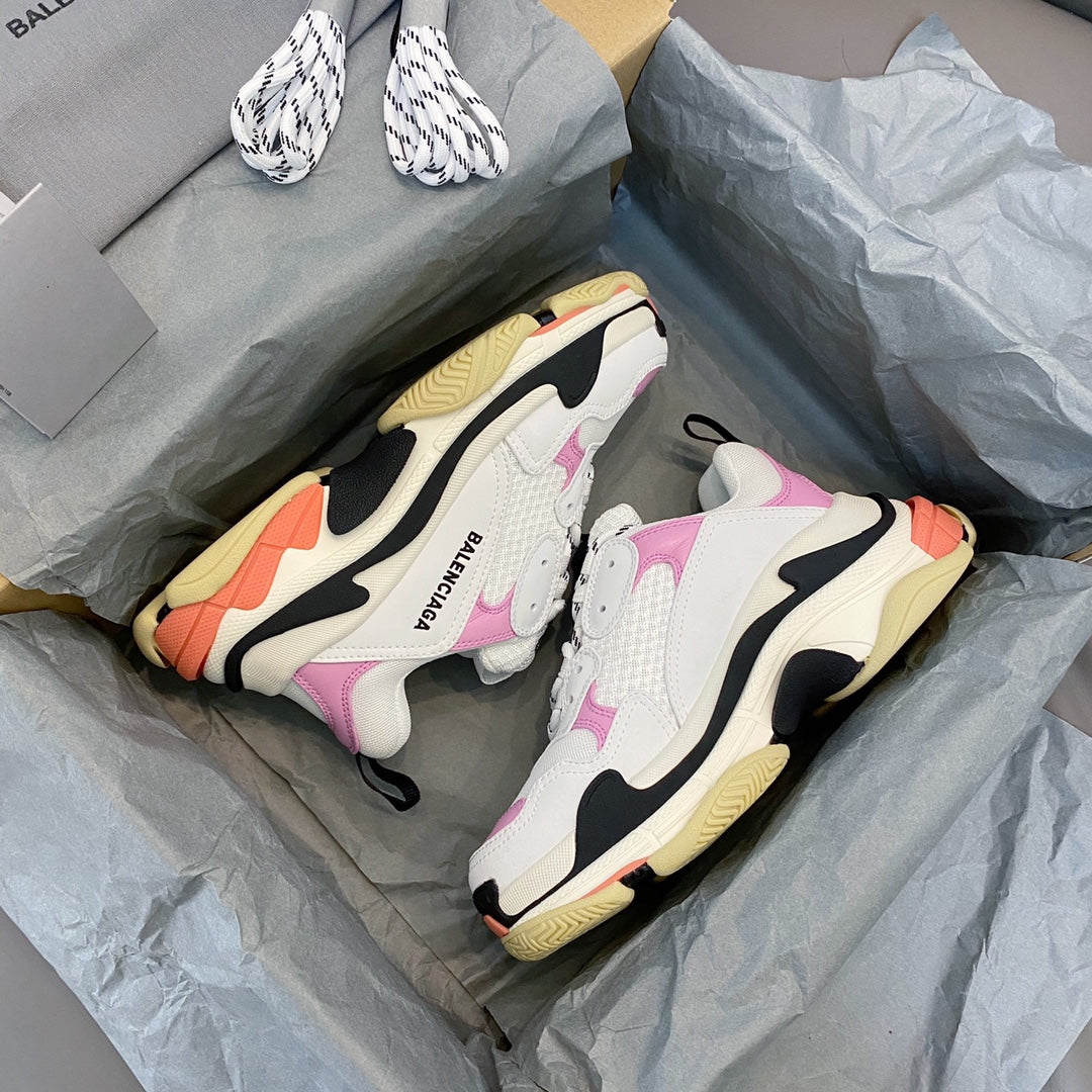 Balenciaga 巴黎世家-Triple S 老爹鞋