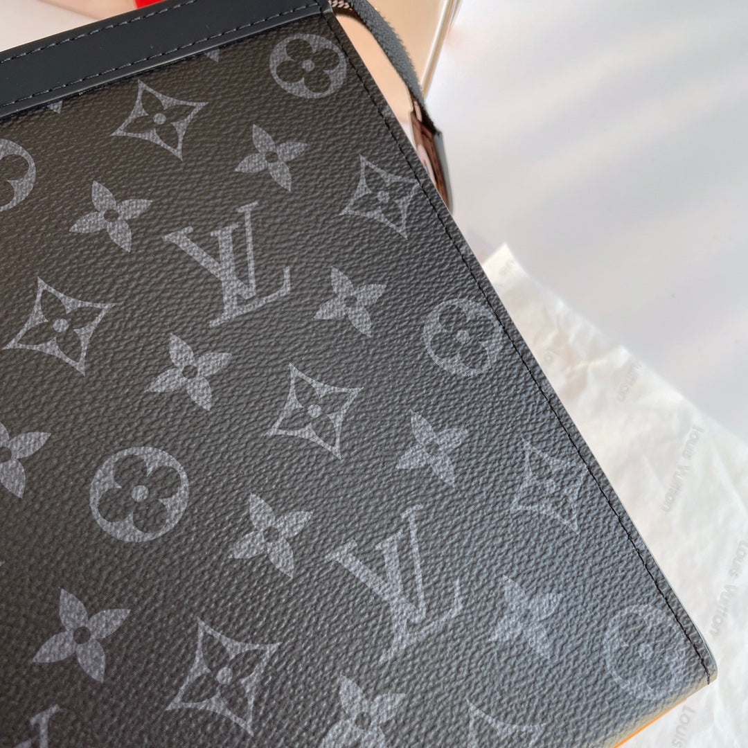 LV M61692 手拿包