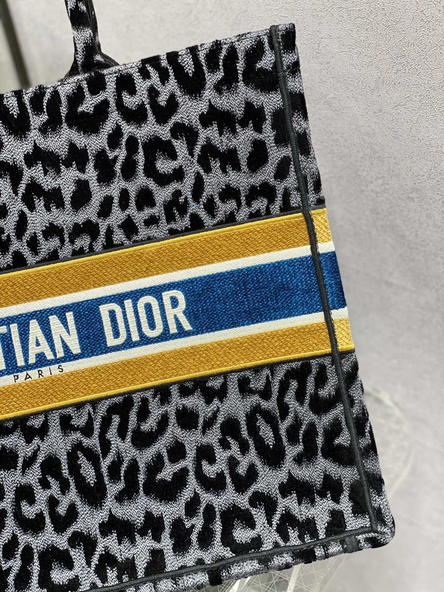 Dior Book Tote-大號41.5cm-絲絨豹紋-黃