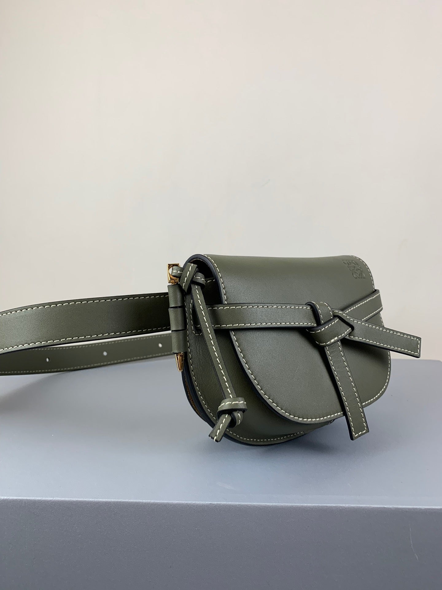 羅L威-Gate 腰包 15*12.5*8cm