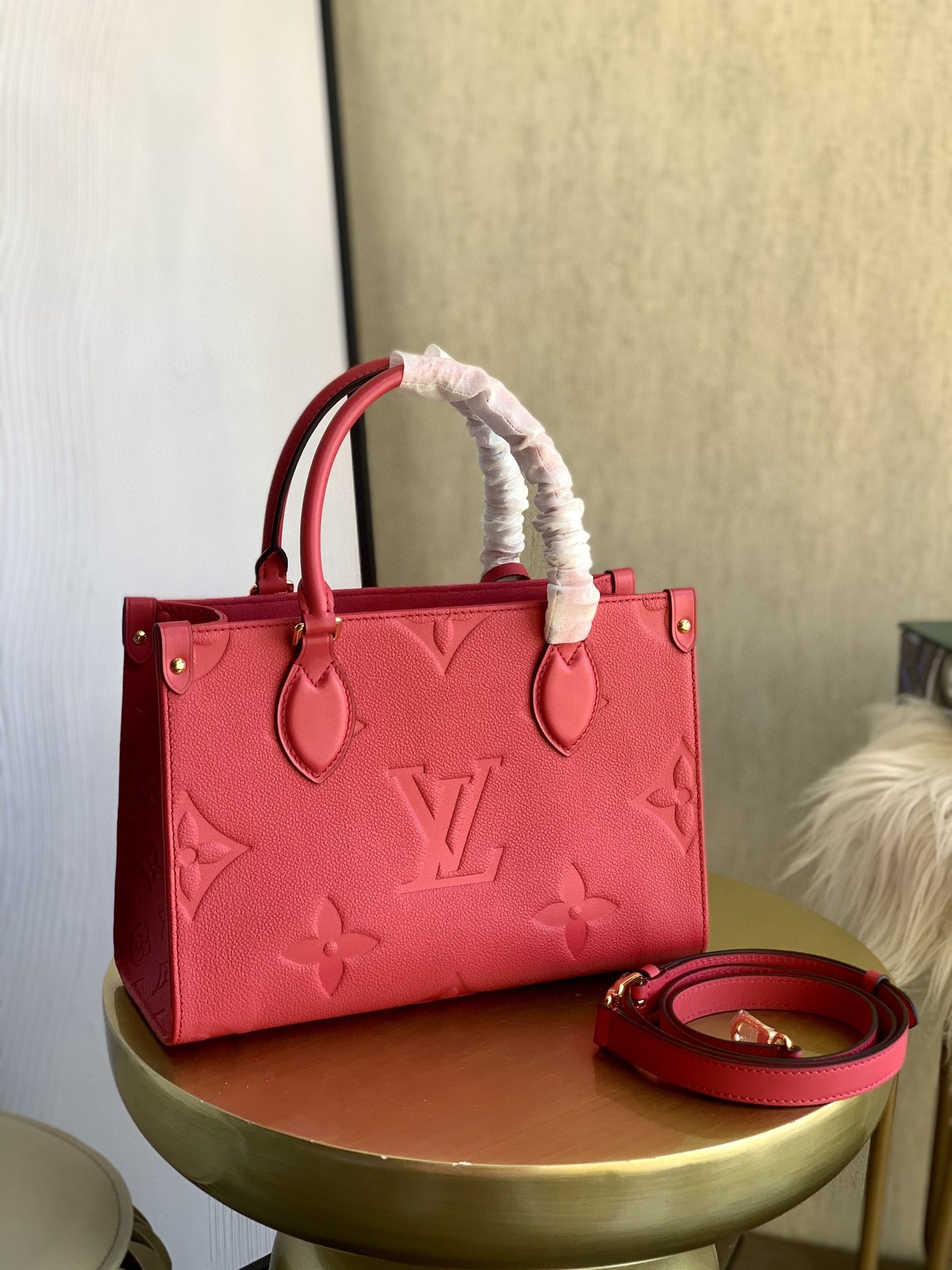LV M45660 ONTHEGO PM小號手袋-玫紅色