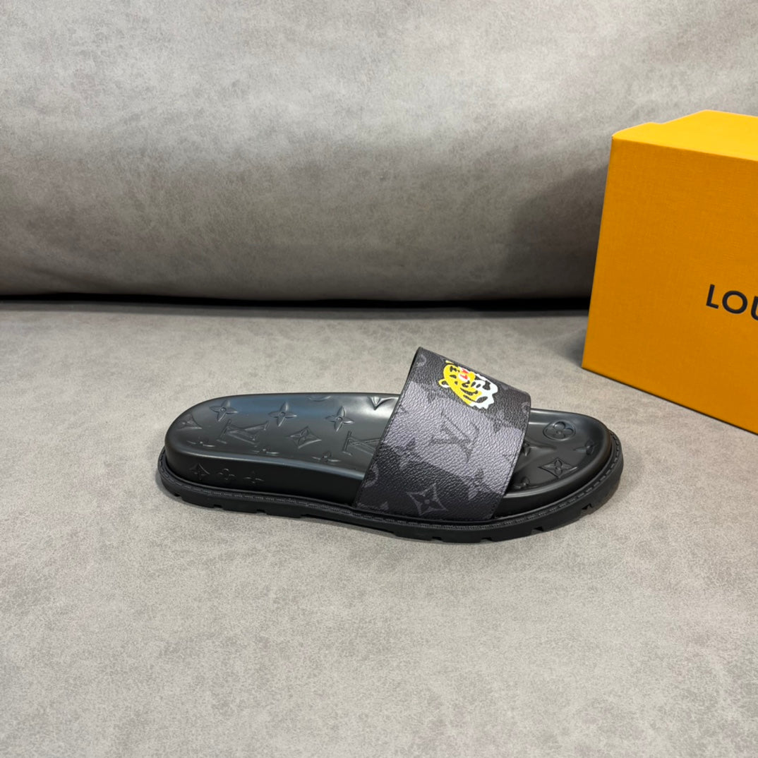 Lou-2022春夏新款 虎圖拖鞋
