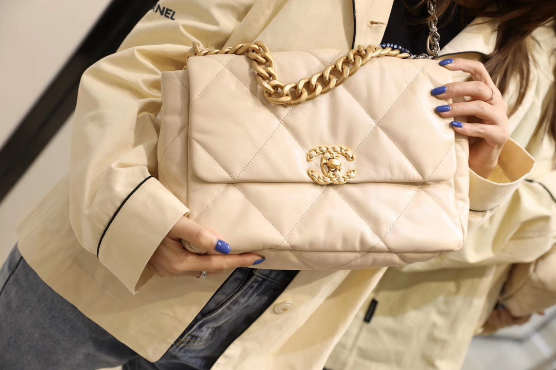 Chanel 19Bag-中號杏色