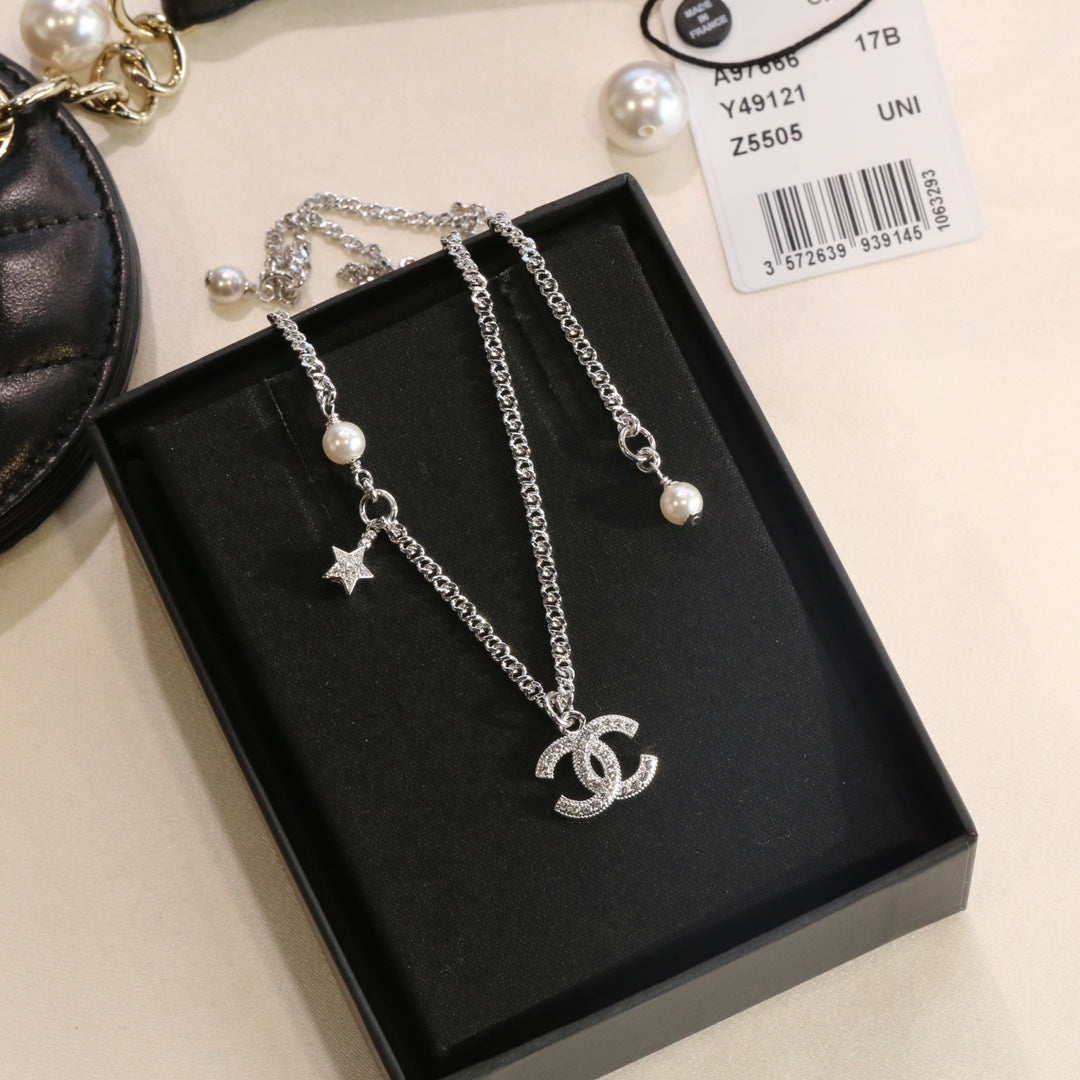 Chanel 項鍊／手鍊