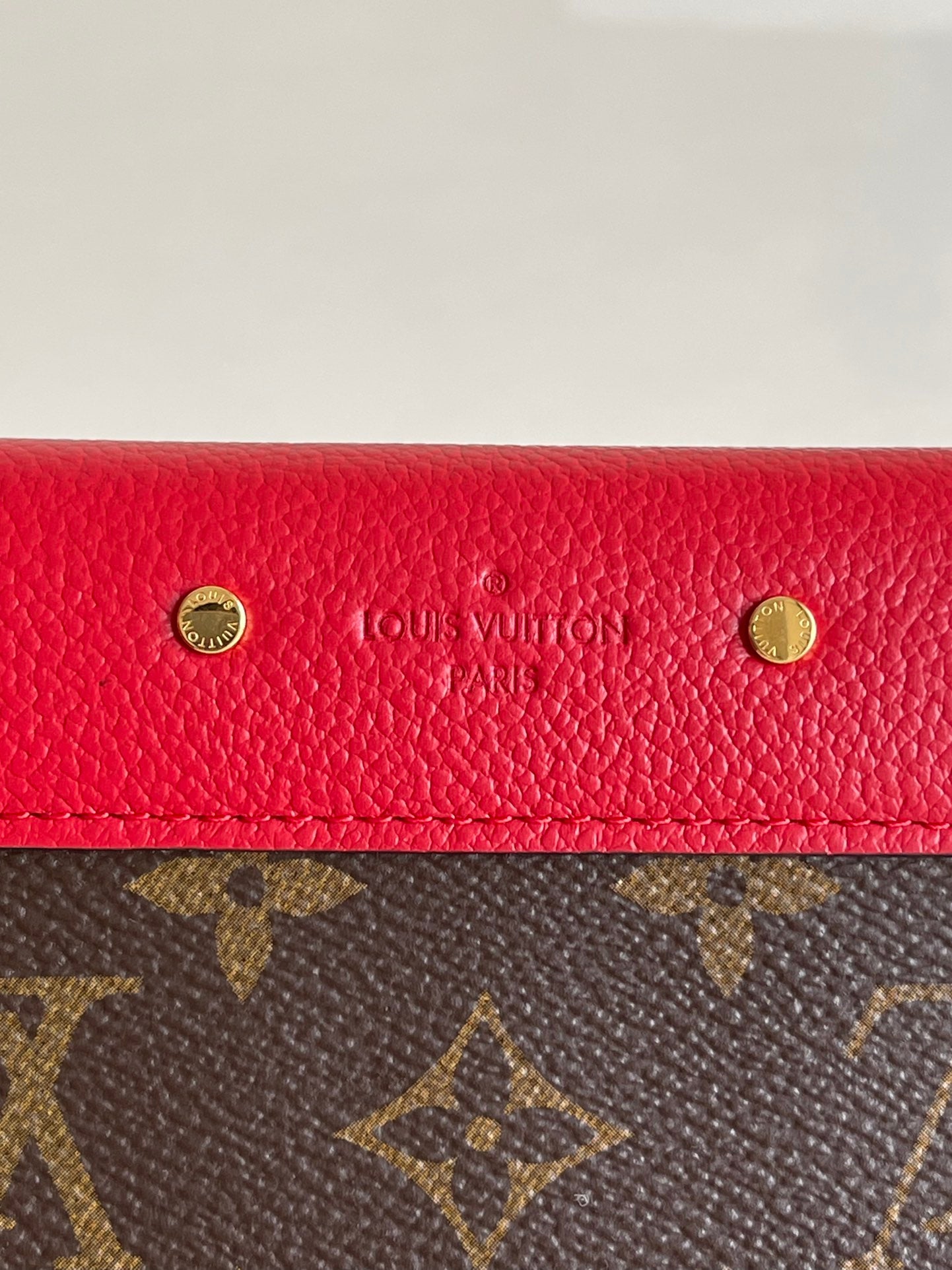 LV M58414 大紅老花 信封式Pallas錢夾