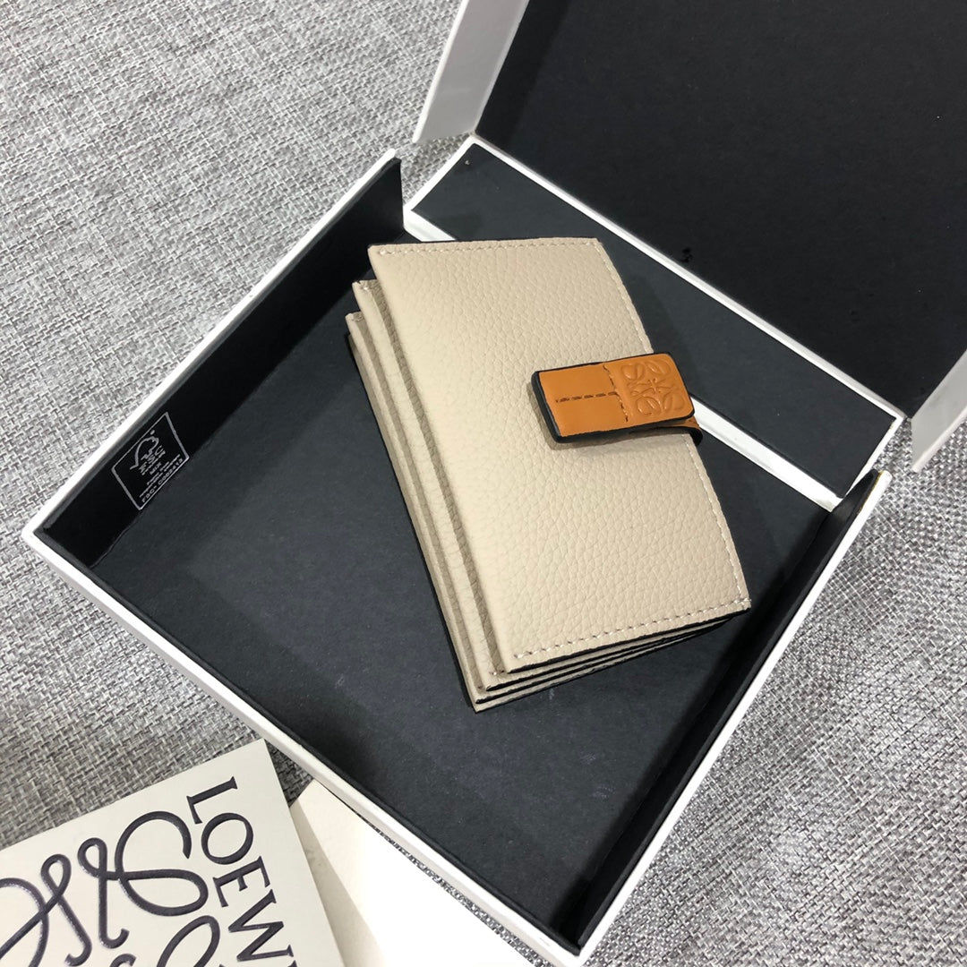 Loewe 搭扣小卡包