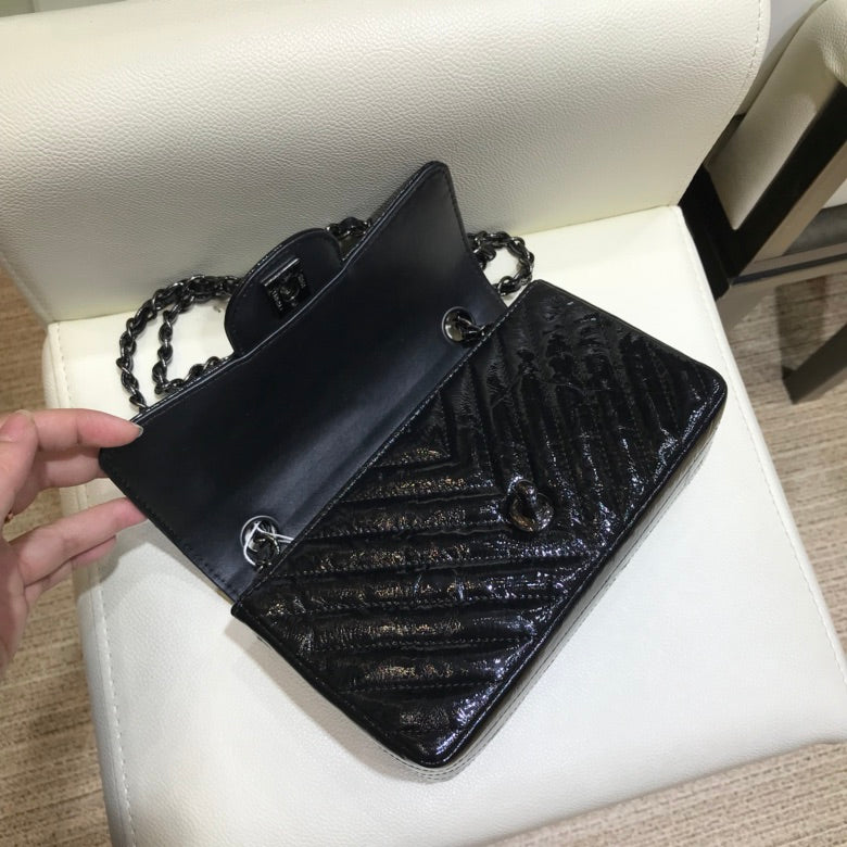 小香家-2018春夏 褶皺紋金屬皮 牛皮 CF包 20cm