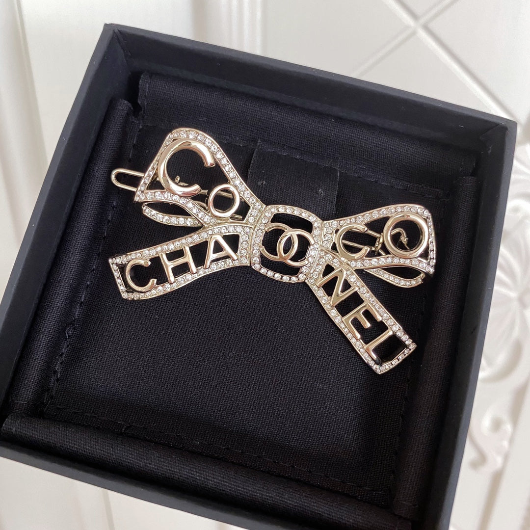 Chanel 髮夾