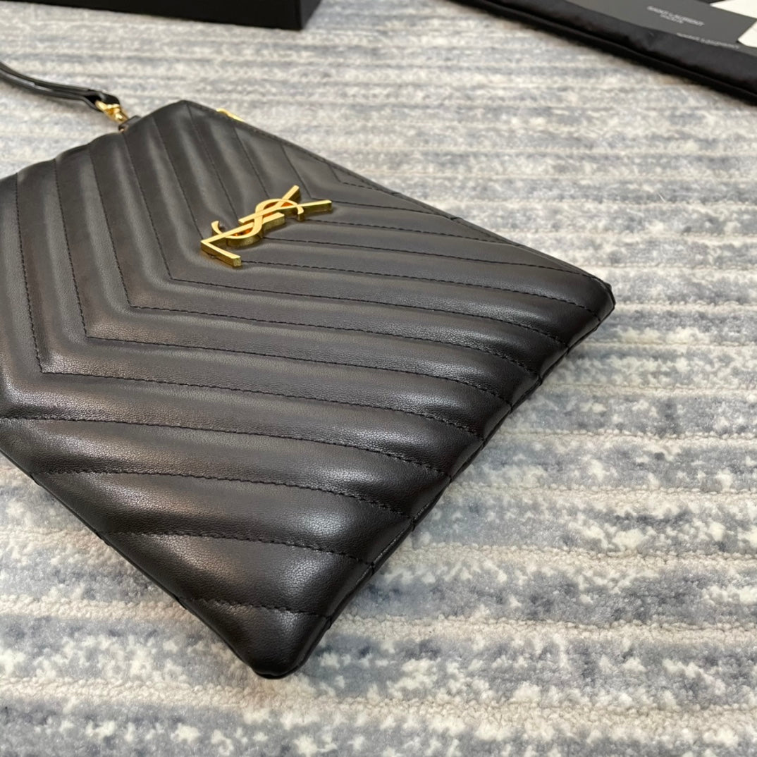 YSL經典MONOGRAM小號絎縫皮革手包-黑色小牛皮金扣