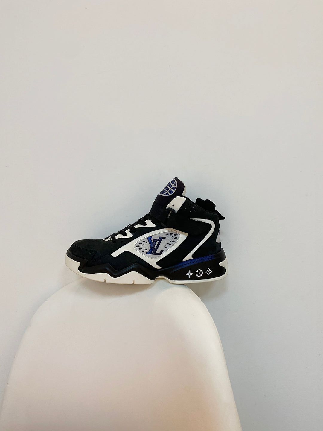 路L家-Trainer2 籃球運動鞋 黑色