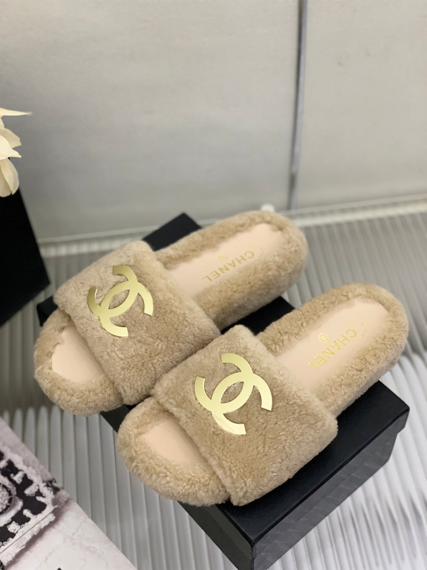 小香家-2022早春新款 毛毛拖鞋