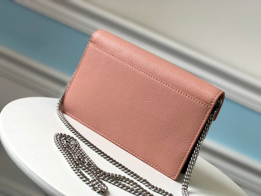 M63980 路L家-POCHETTE MYLOCKME 鏈條包 粉色