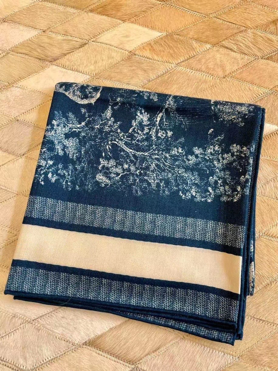 迪D家-茹伊叢手繪絲絨方形圍巾 110*110 cm