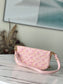 M46093 路L家-Multi Pochette Accessoires 手袋 粉色
