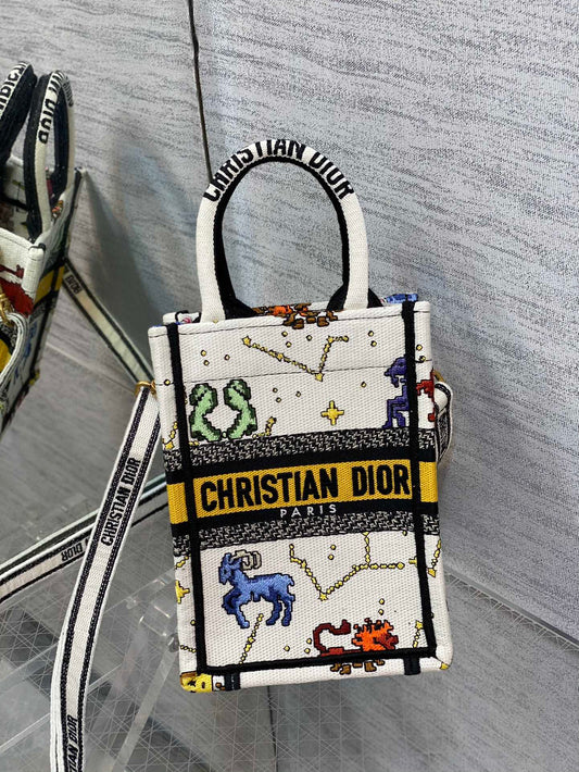 迪D家 Book Tote-最新豎版mini 白色