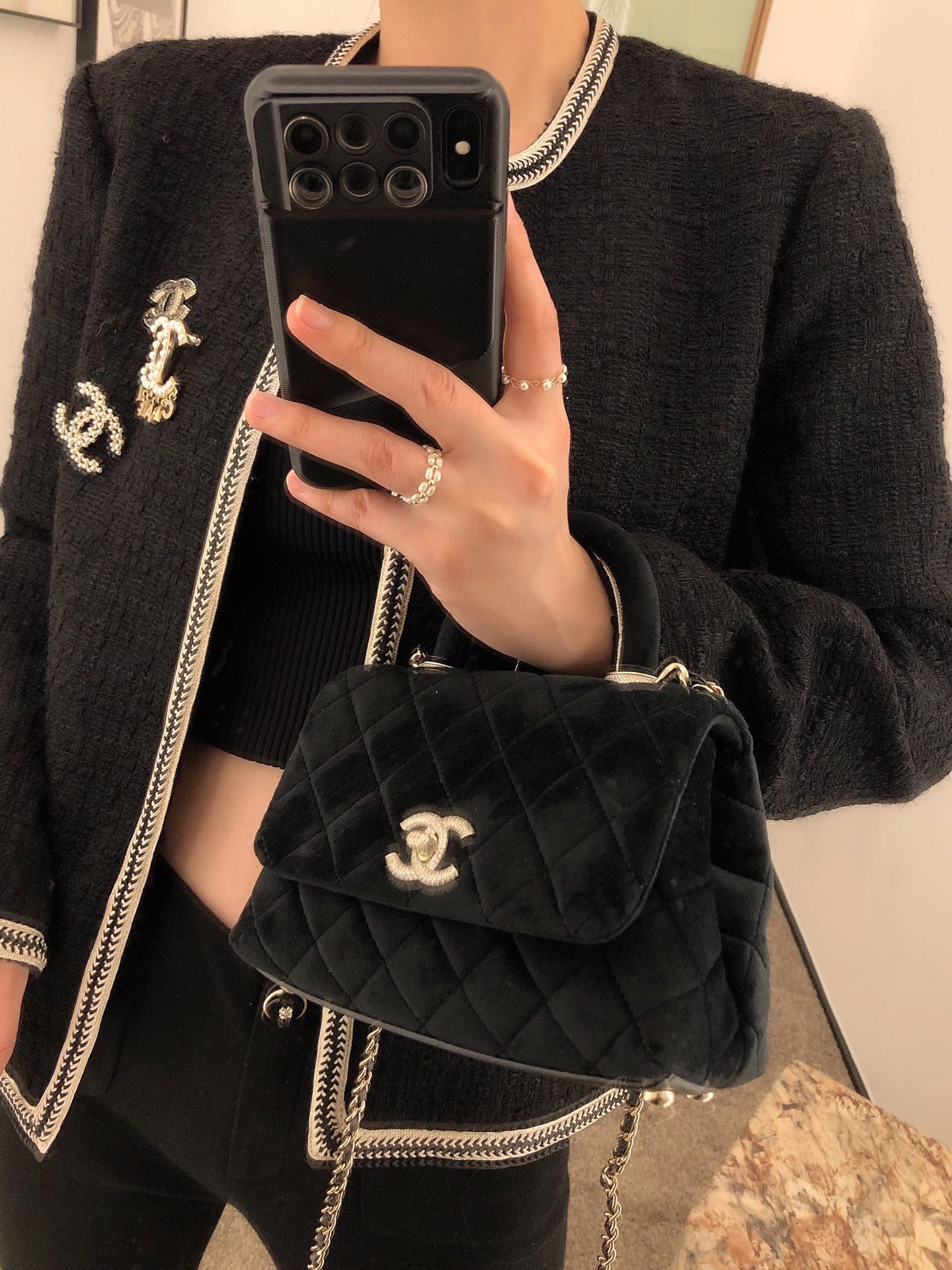 Chanel mini coco handle-黑色絲絨鑽扣