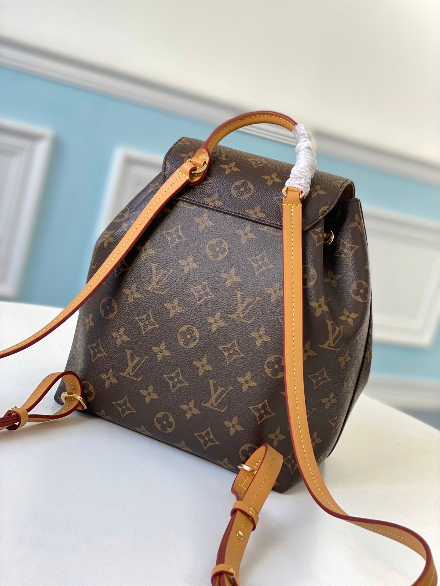 LV M45501 Montsouris 小號雙肩包