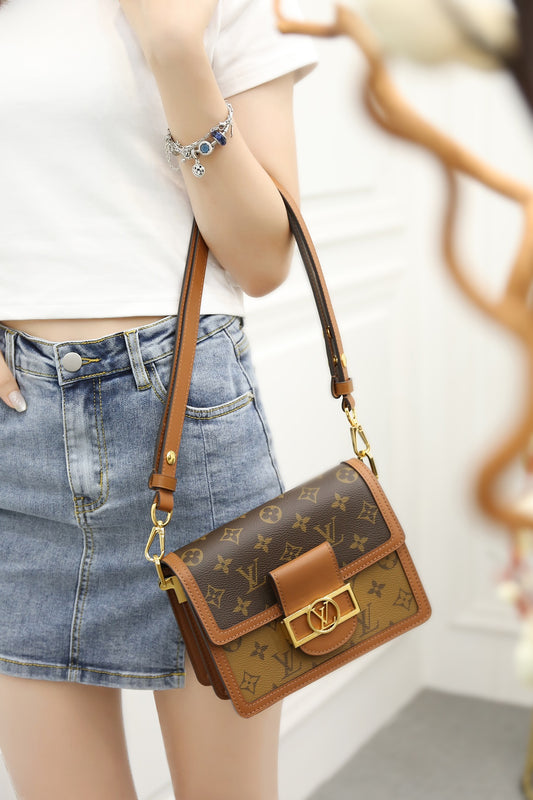 LV M44580 Mini Dauphine 達芙尼