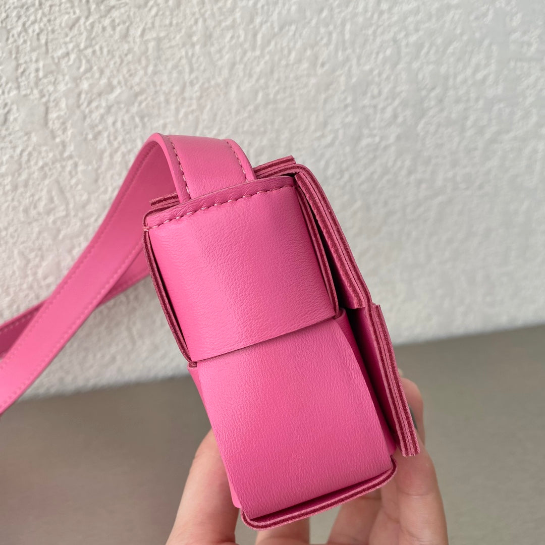 B編織-羊皮方格Mini cassette Bag 迷你編織包 12x8x4cm