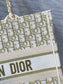 Dior Book Tote-小號36.5cm-金色老花 聖誕限定