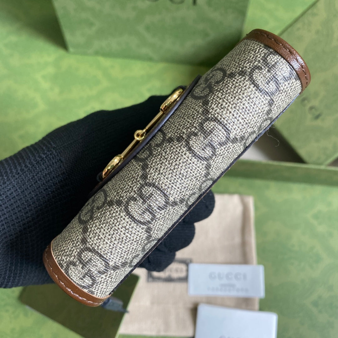 Gucci 新款拉鍊短夾