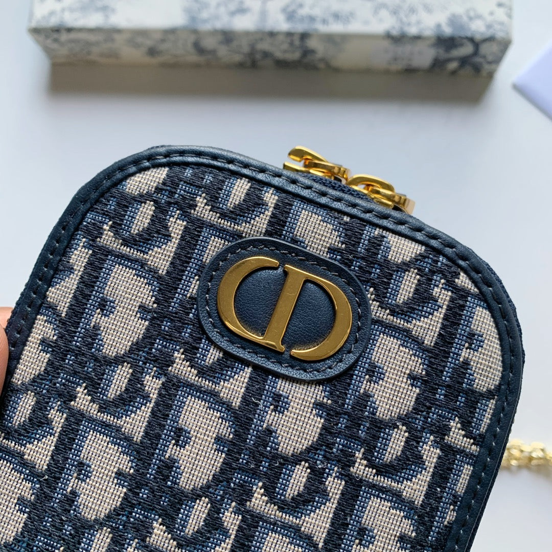 Dior 30 Montaigne 鏈條手機包