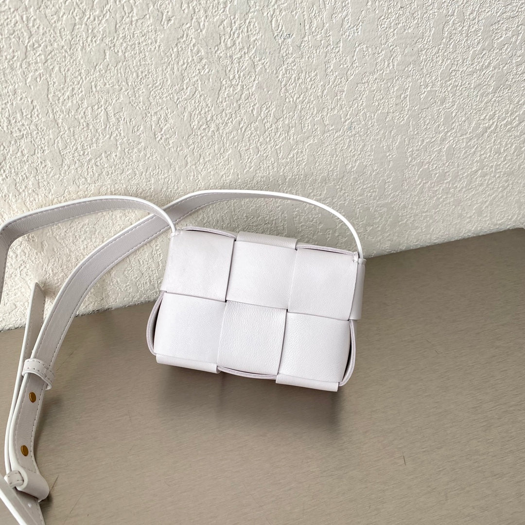 B編織-羊皮方格Mini cassette Bag 迷你編織包 12x8x4cm