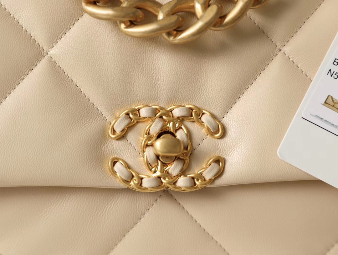Chanel 19Bag-中號杏色