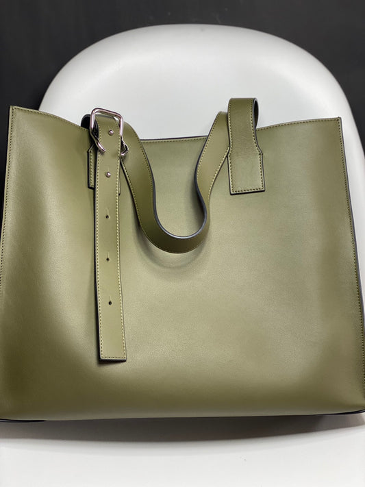 羅L威-Buckle Horizontal Tote 手袋